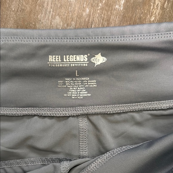 Reel Legends Gray Athletic Shorts Lightweight Performance - Picture 2 of 7
